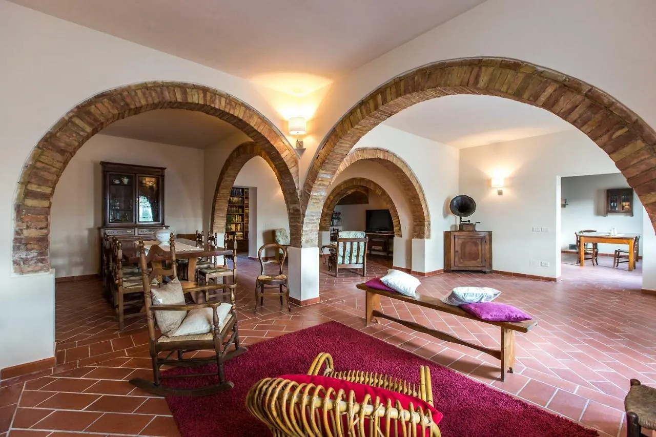 Tuscany Holiday Concierge - Villa I Sorbi Lajatico