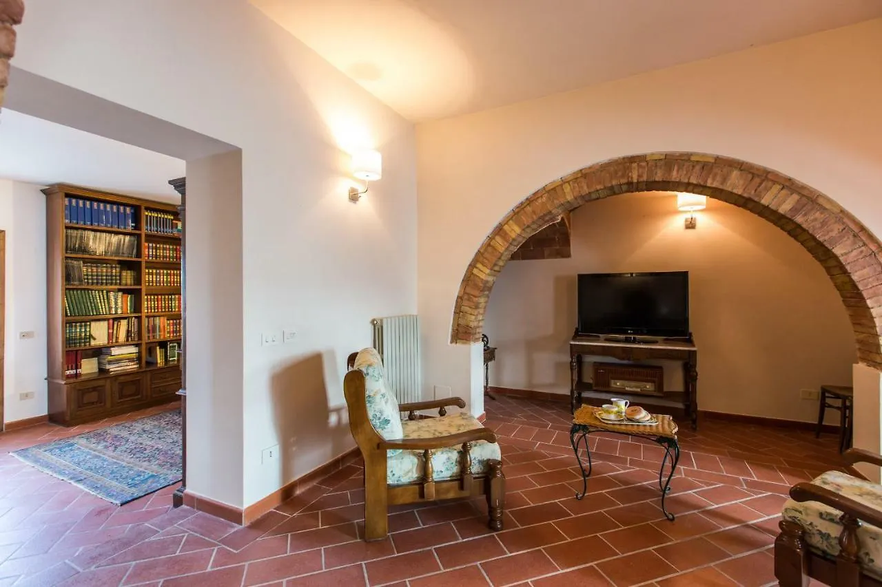 Tuscany Holiday Concierge - Villa I Sorbi Lajatico Italy