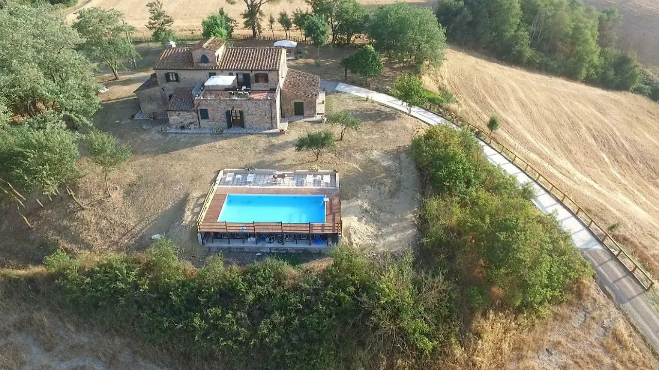 Tuscany Holiday Concierge - Villa I Sorbi Lajatico
